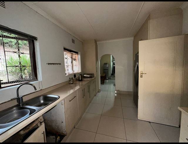 4 BEDROOM HOUSE FOR SALE IN WESTVILLE